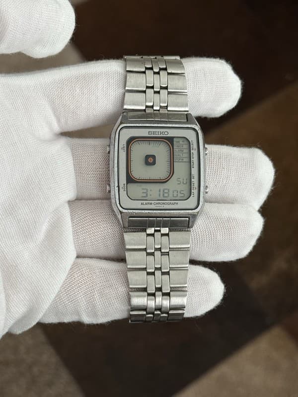 Rare Vintage Seiko G757-405A James Bond Octopussy Men’s Digital Watch JDM 1980s