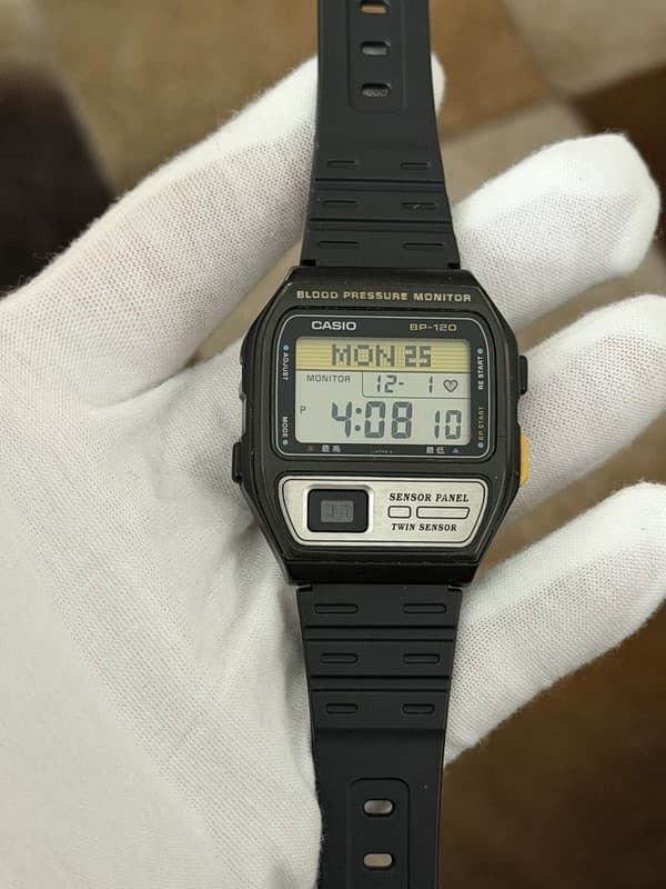 Rare Vintage Casio Blood Pressure Monitor BP-120 Men’s Digital Sports Watch JDM