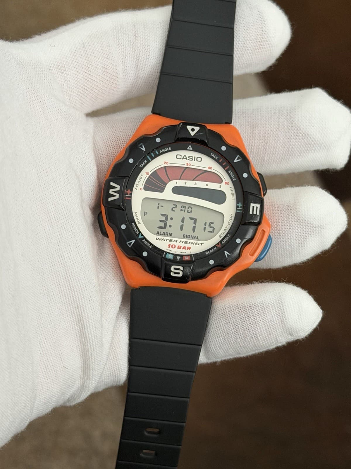 Rare Vintage Casio SUF-110 Surfing Timer Men’s Digital Sports Watch JDM 1980s