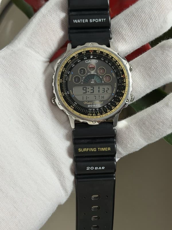 Rare Vintage Casio Surfing Timer SUF-1000 Men’s Digital Sports Watch JDM 1980s
