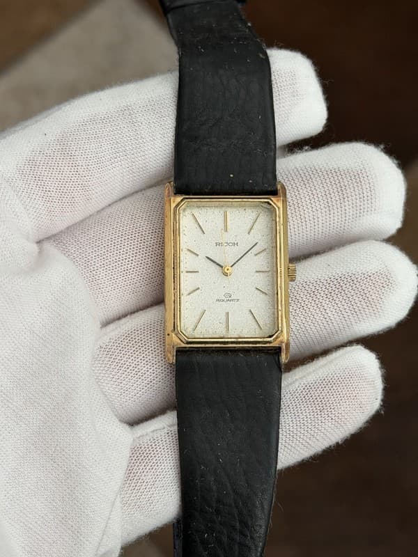 Rare Vintage Ricoh Riquartz Men’s Classic Dress Watch JDM 1970s