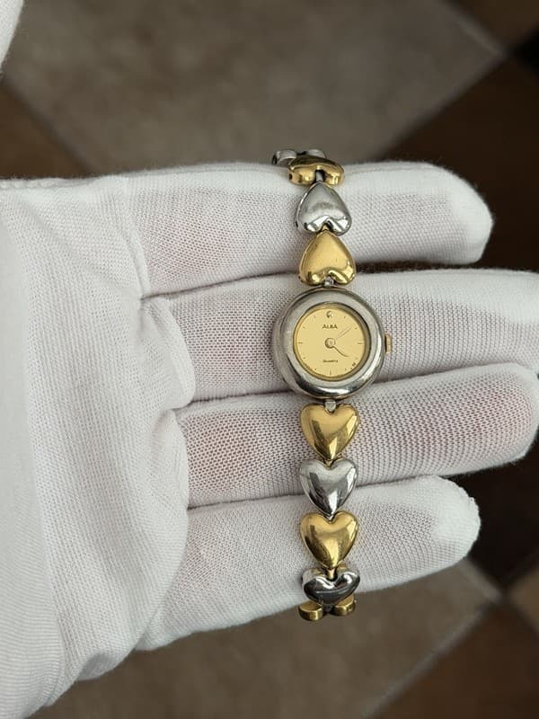 Rare Vintage Seiko Alba Quartz V232-0230 Ladies Bracelet Dress Watch JDM 1980s