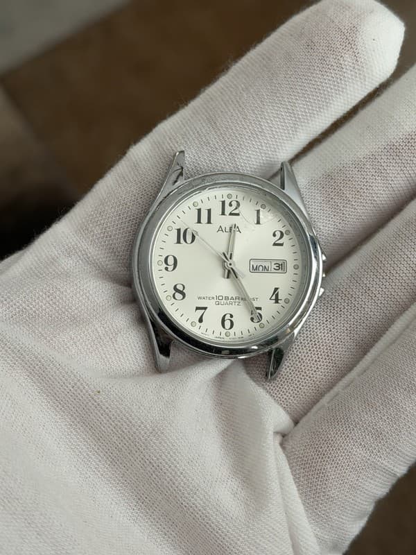 Rare Vintage Alba Quartz V733-7A70 Men’s Classic Watch JDM 1980s