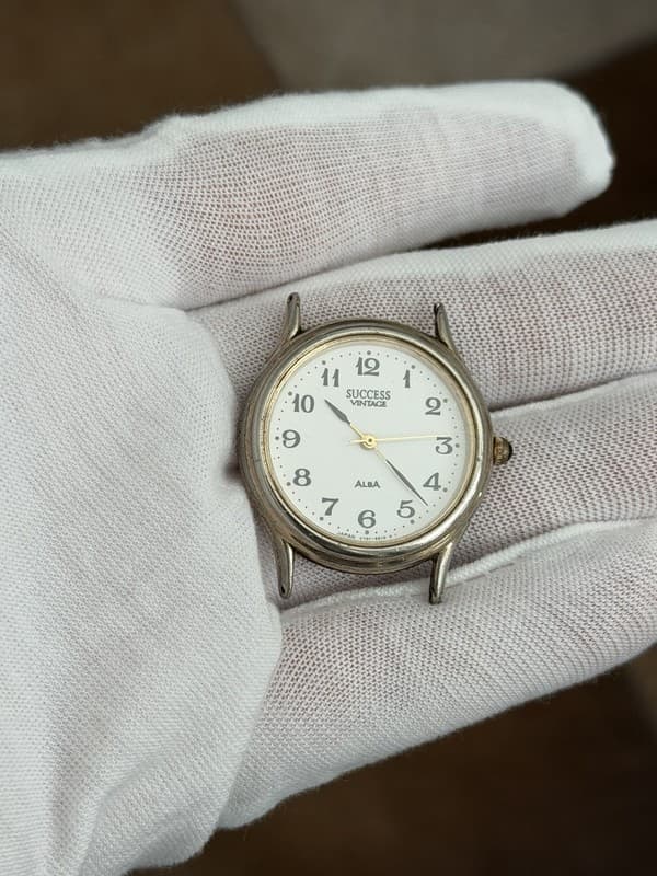 Rare Vintage Alba Success V701-6B90 Men’s Classic Quartz Watch JDM 1980s