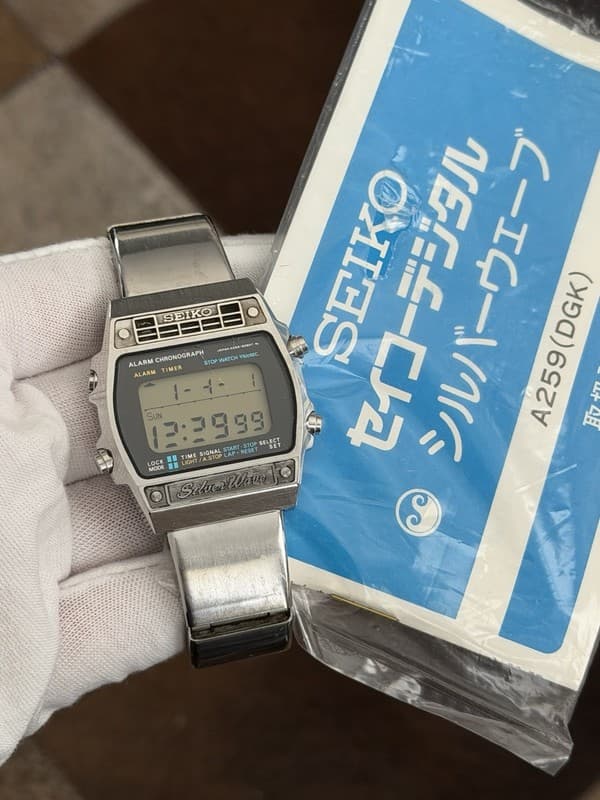 Rare Vintage Seiko Silver Wave A259-5090 Men’s Digital Sport Watch JDM 1970s