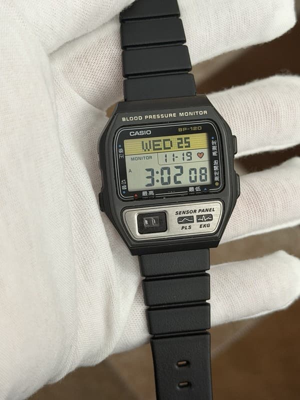 Rare Vintage Casio Blood Pressure Monitor BP-120 Men’s Digital Sports Watch JDM