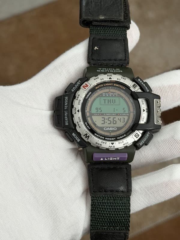 Rare Vintage Casio Pro Trek PRT-40 Triple Sensor Men’s Digital Sports Watch JDM