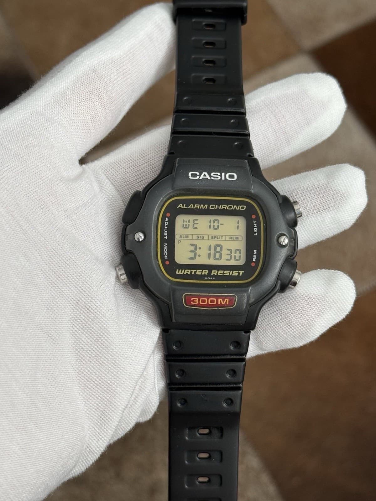 Rare Vintage Casio DW-340 Men’s Digital Diver Sports Watch JDM 1990s Module 1000