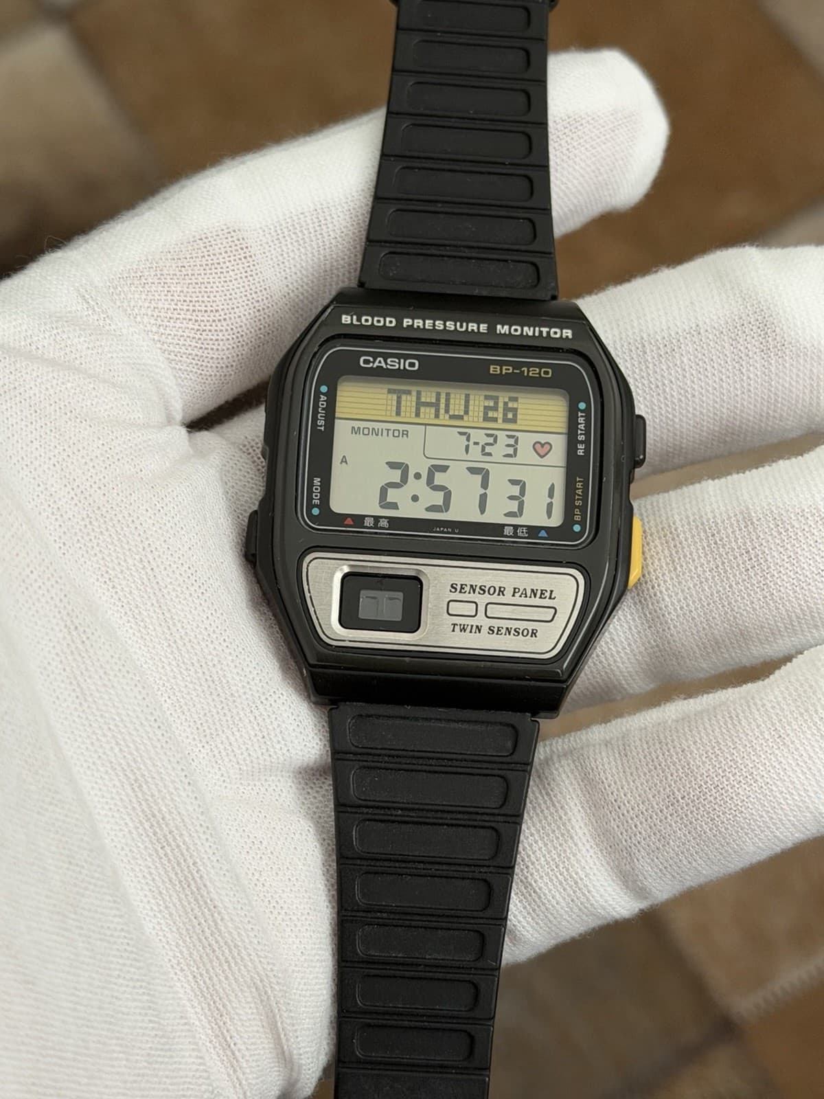 Rare Vintage Casio Blood Pressure Monitor BP-120 Men’s Digital Sports Watch JDM