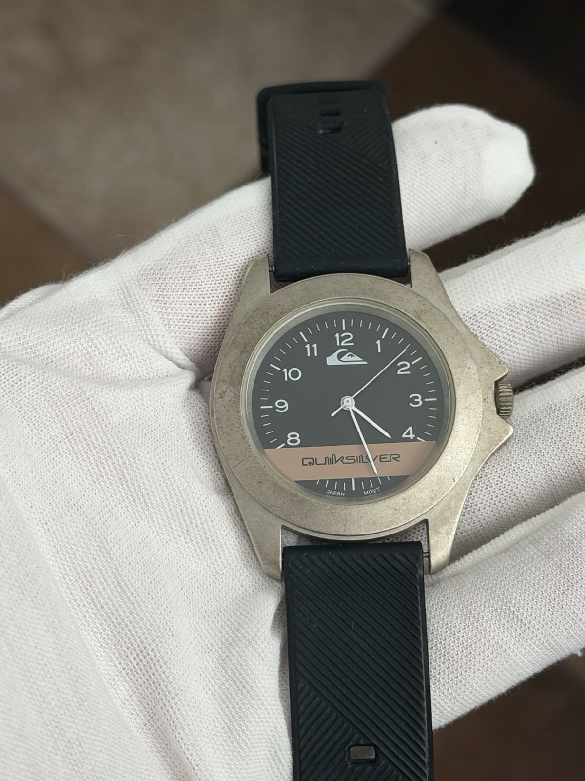 Rare Vintage Quiksilver Men’s Quartz Sports Watch JDM 1990s QS1400