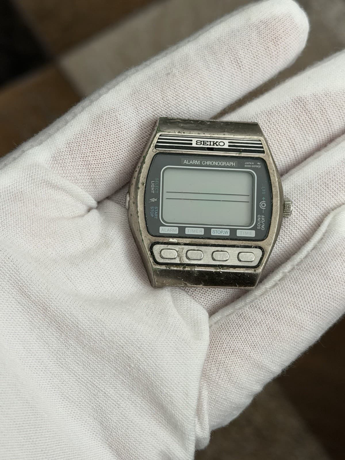Seiko D229-5010 Alarm Chronograph Men’s Vintage Digital Sports Watch JDM 1970s