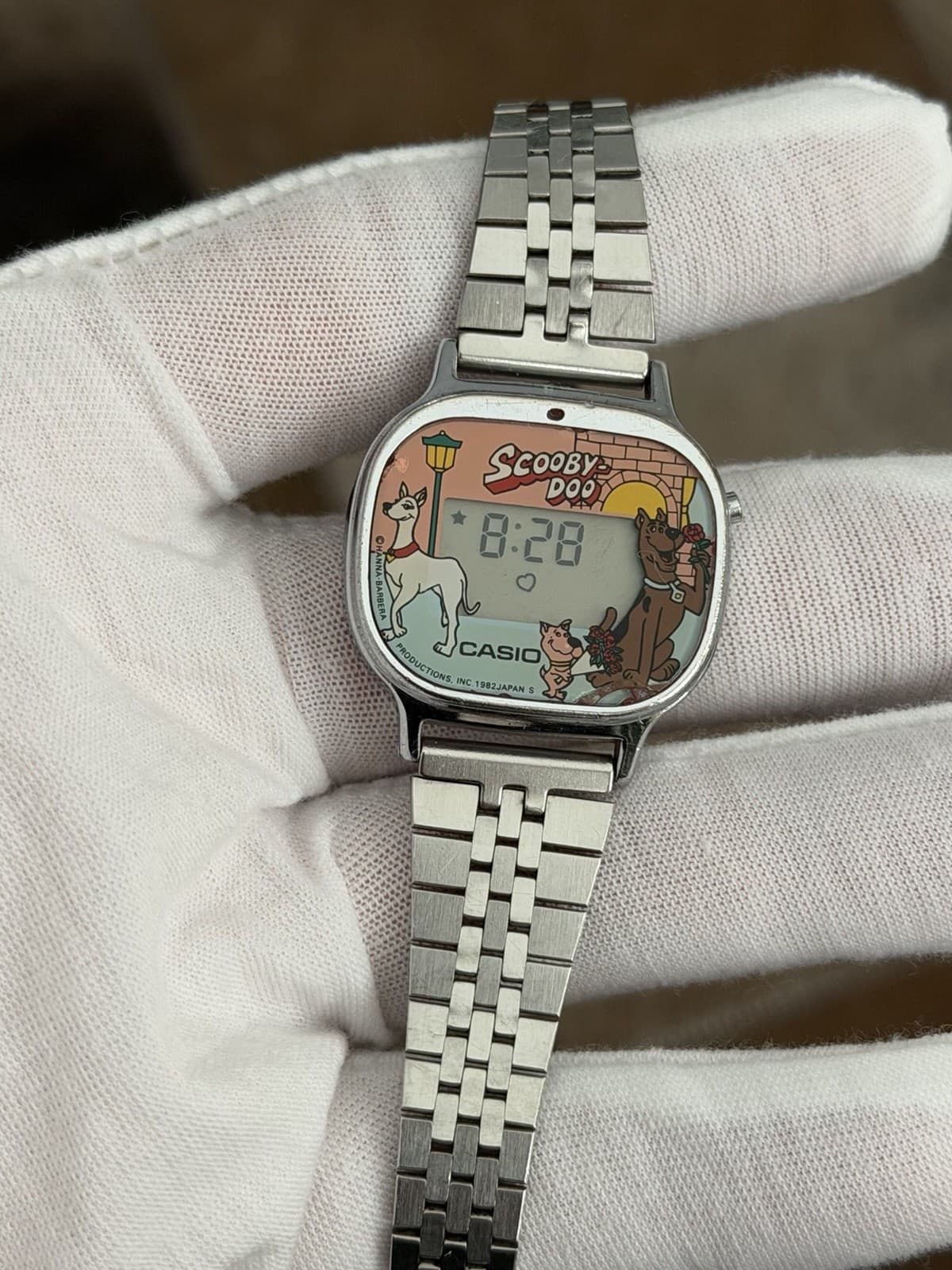 Casio Scooby Doo Hanna-Barbera AG-41 Melody Alarm Vintage Digital Watch 1980s