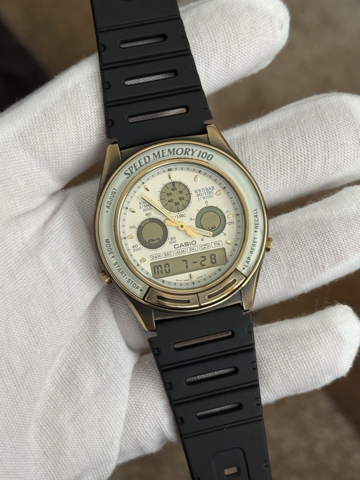Rare Vintage Casio AW-200 Speed Memory 100 Men’s Ana-Digi Sports Watch JDM 1980s - Image 1
