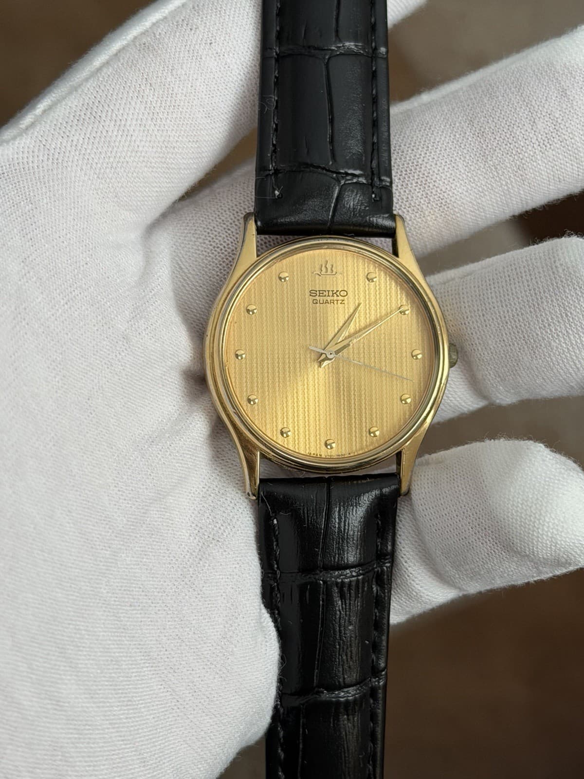 Rare Vintage Seiko Quartz V701-7020 Men’s Classic Dress Watch JDM 1980s - Image 1