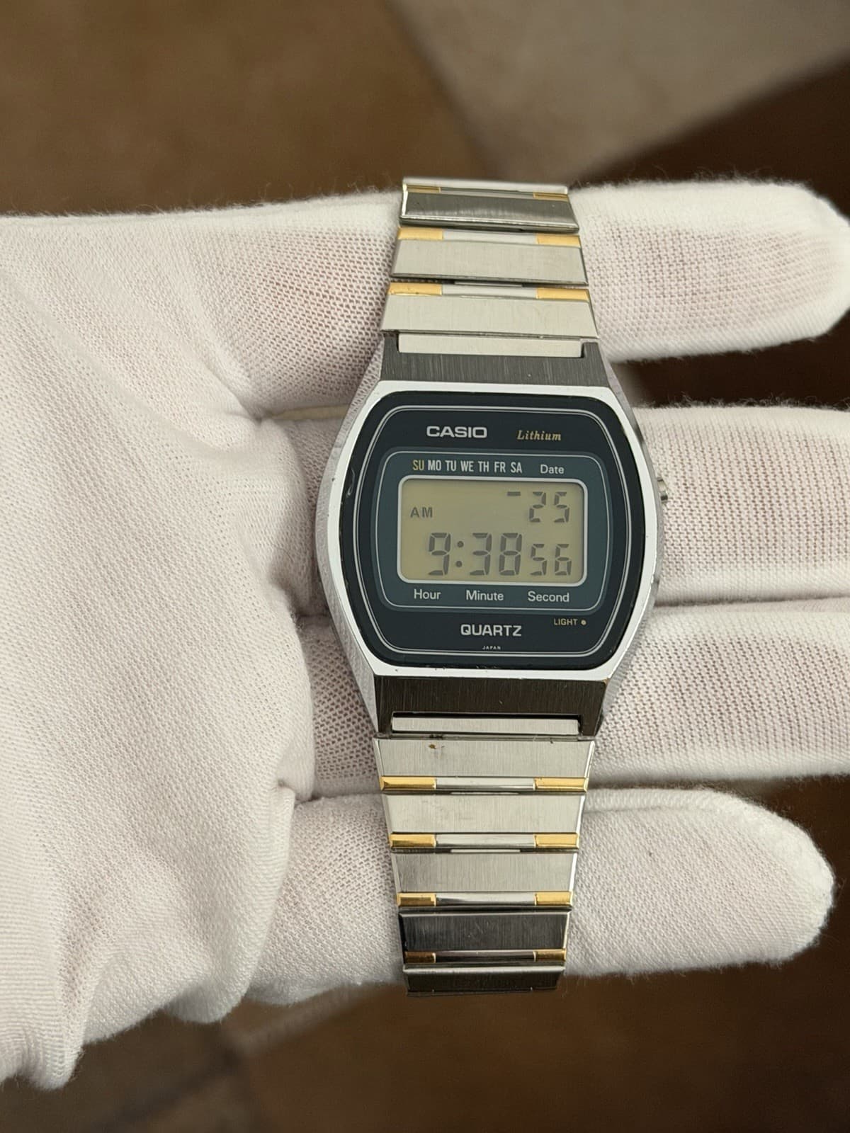 Rare Vintage Casio Quartz 111QS-34 Men’s Digital Sports Watch JDM 1970s - Image 1