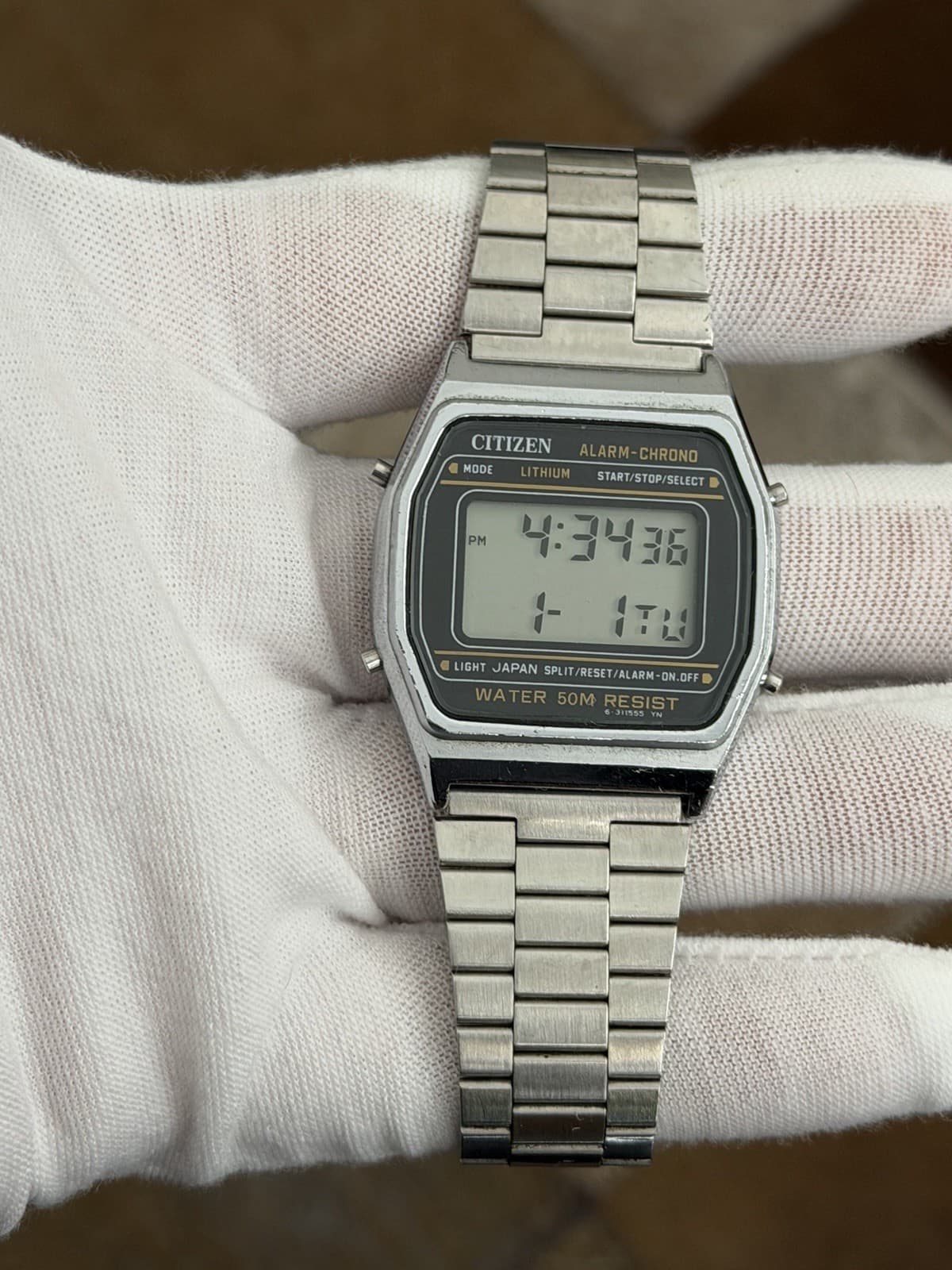 Rare Vintage Citizen Alarm-Chrono DQ-6035 Men’s Digital Sports Watch JDM 1980s - Image 1