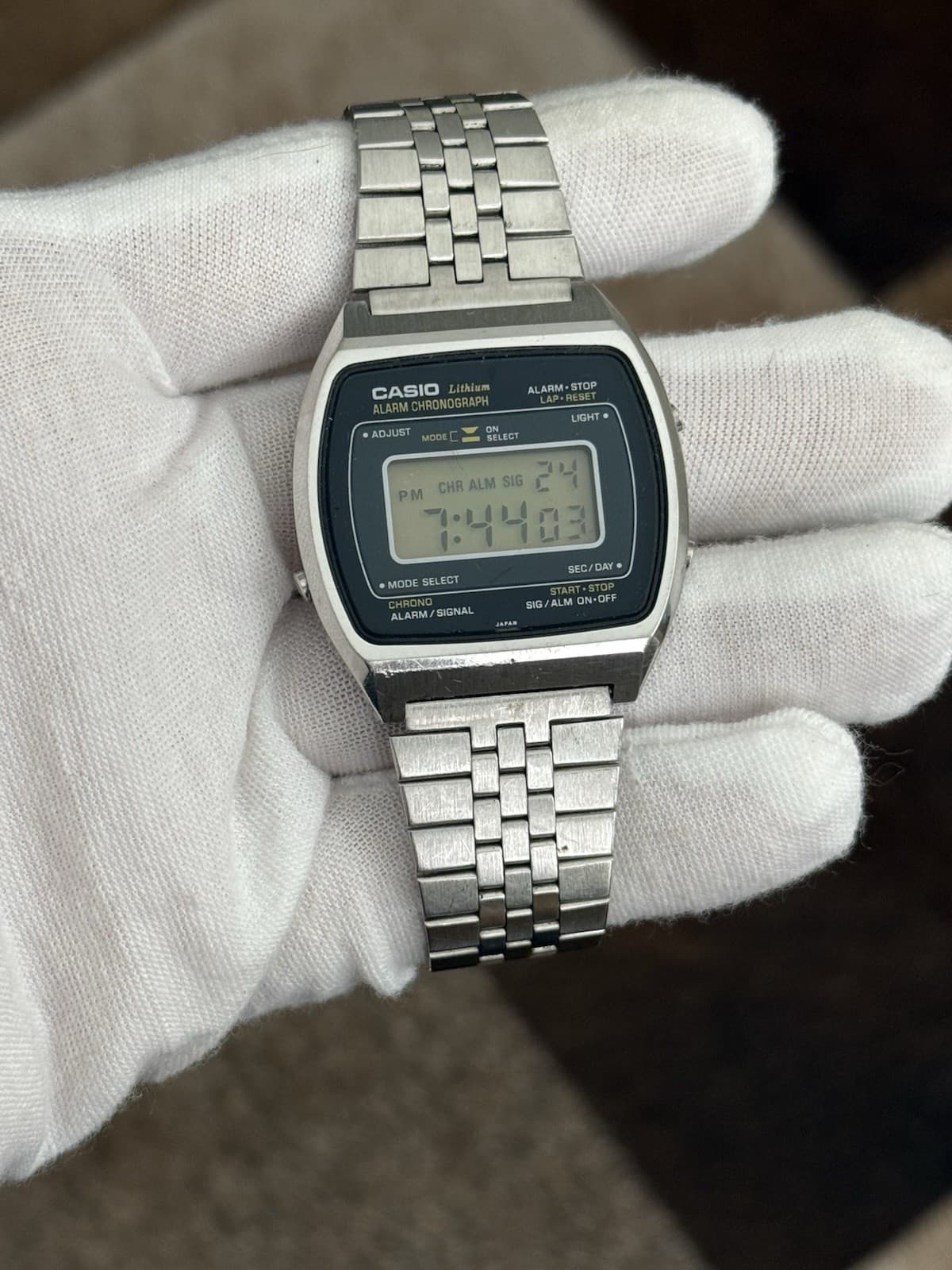 Rare Vintage Casio 83QS-27 Alarm Chronograph Men’s Digital Sports Watch JDM 70s - Image 1