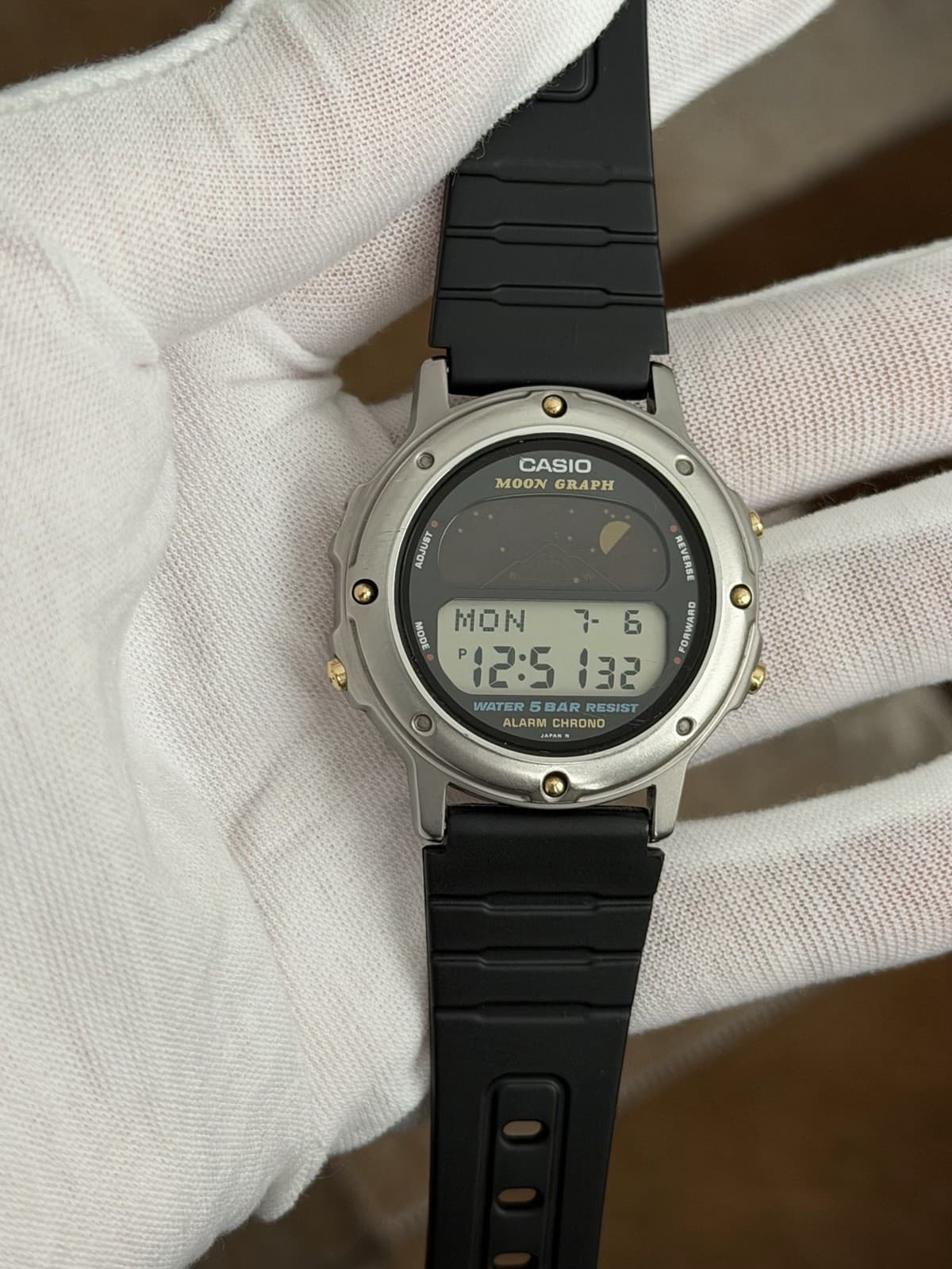 Rare Vintage Casio Moon Graph GMW-61 Men’s Digital Sports Watch JDM 1980s