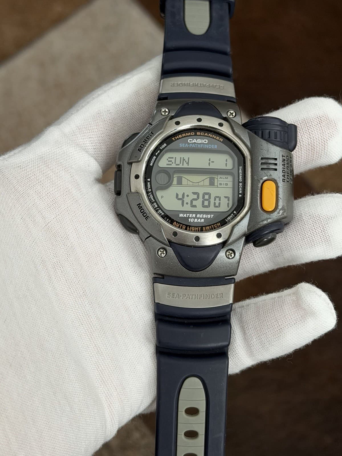 Rare Vintage Casio Sea-Pathfinder Thermo Scanner SPF-10 Men’s Digital Watch JDM - Image 1