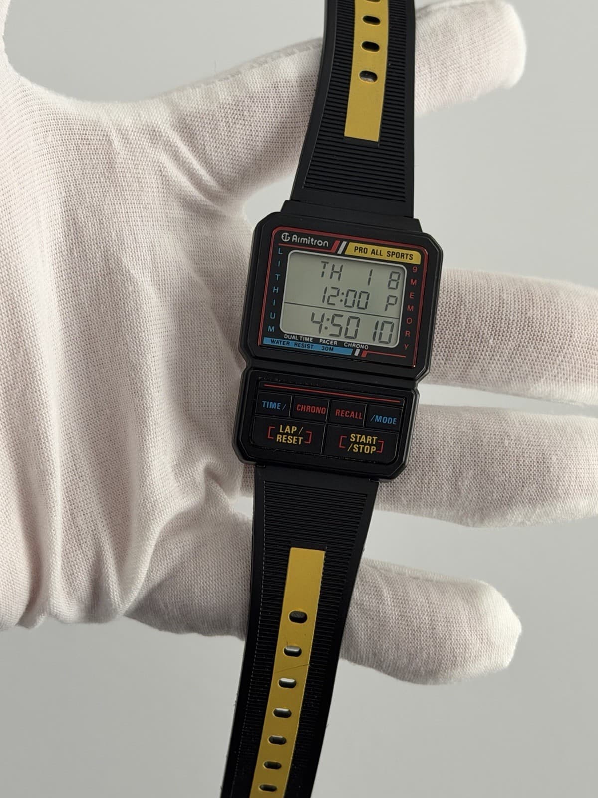 Armitron Pro All Sports Men’s Vintage Digital Exercise Sports Watch JDM 1990s