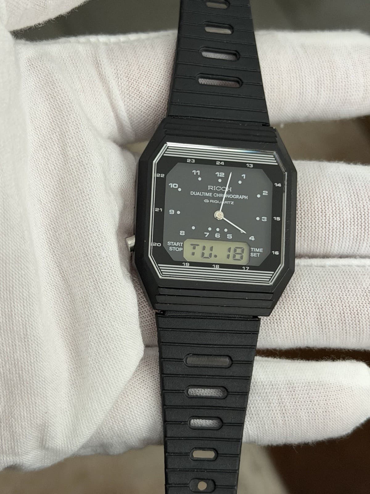 Ricoh Riquartz Dual Time Chronograph Ana-Digi Men’s Vintage Sports Watch JDM 80s
