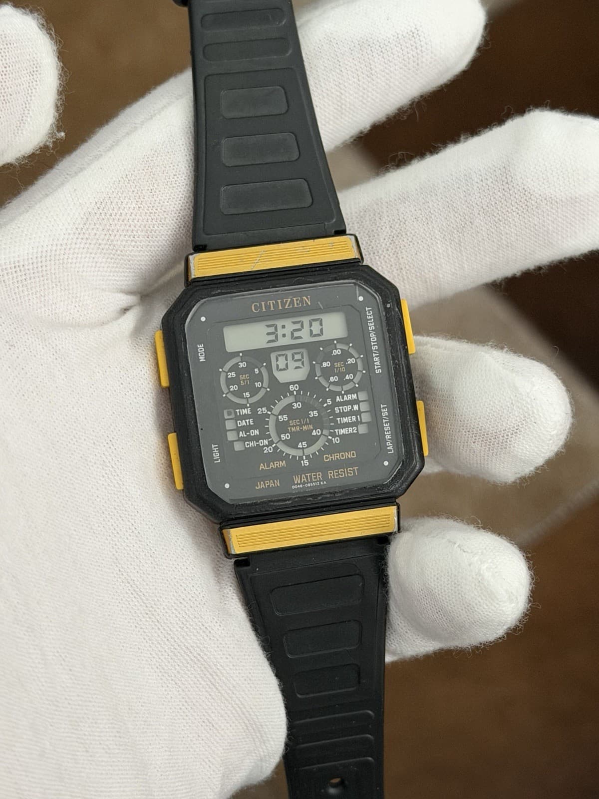 Rare Vintage Citizen D046 Men’s Alarm Chronograph Digital Sports Watch JDM 1980s - Image 1