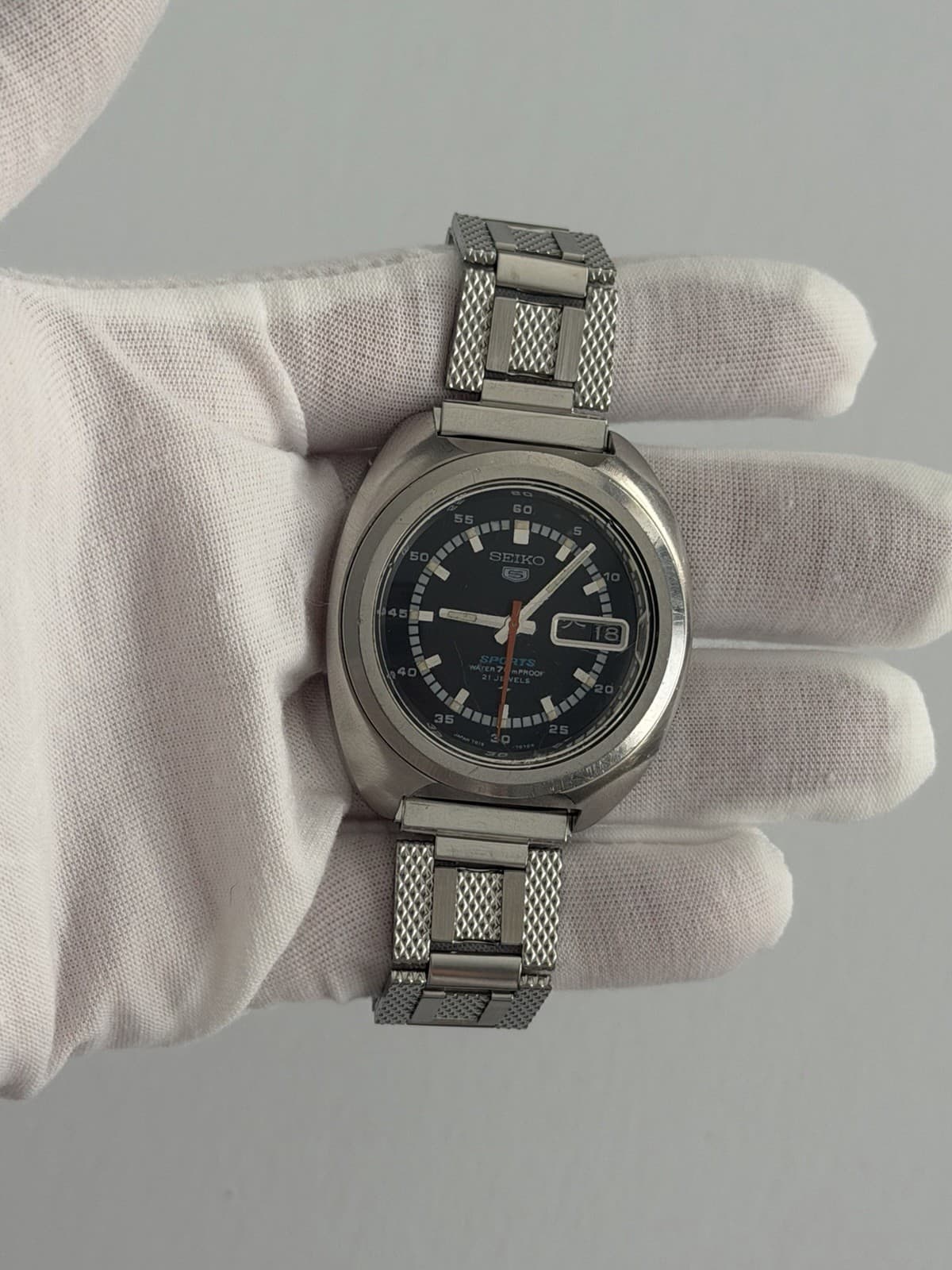Seiko 5 Sports 7019-7050 Men’s Vintage Automatic Classic Sports Watch JDM 1970s