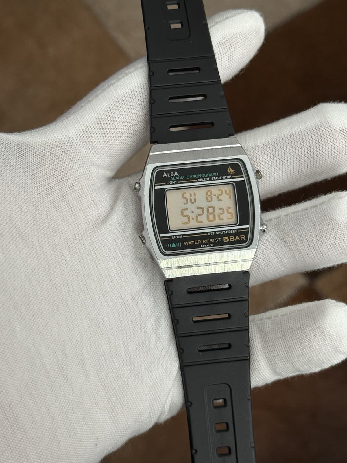 Rare Vintage Alba Men’s Digital Alarm Chronograph Sports Watch W309-4190 JDM 80s - Image 1