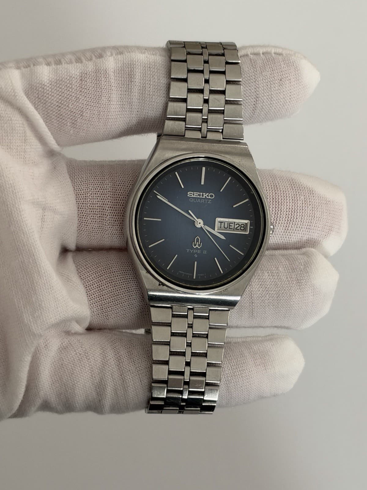 Seiko Quartz Type II 8229-701D Men’s Vintage Classic Dress Watch JDM 1970s