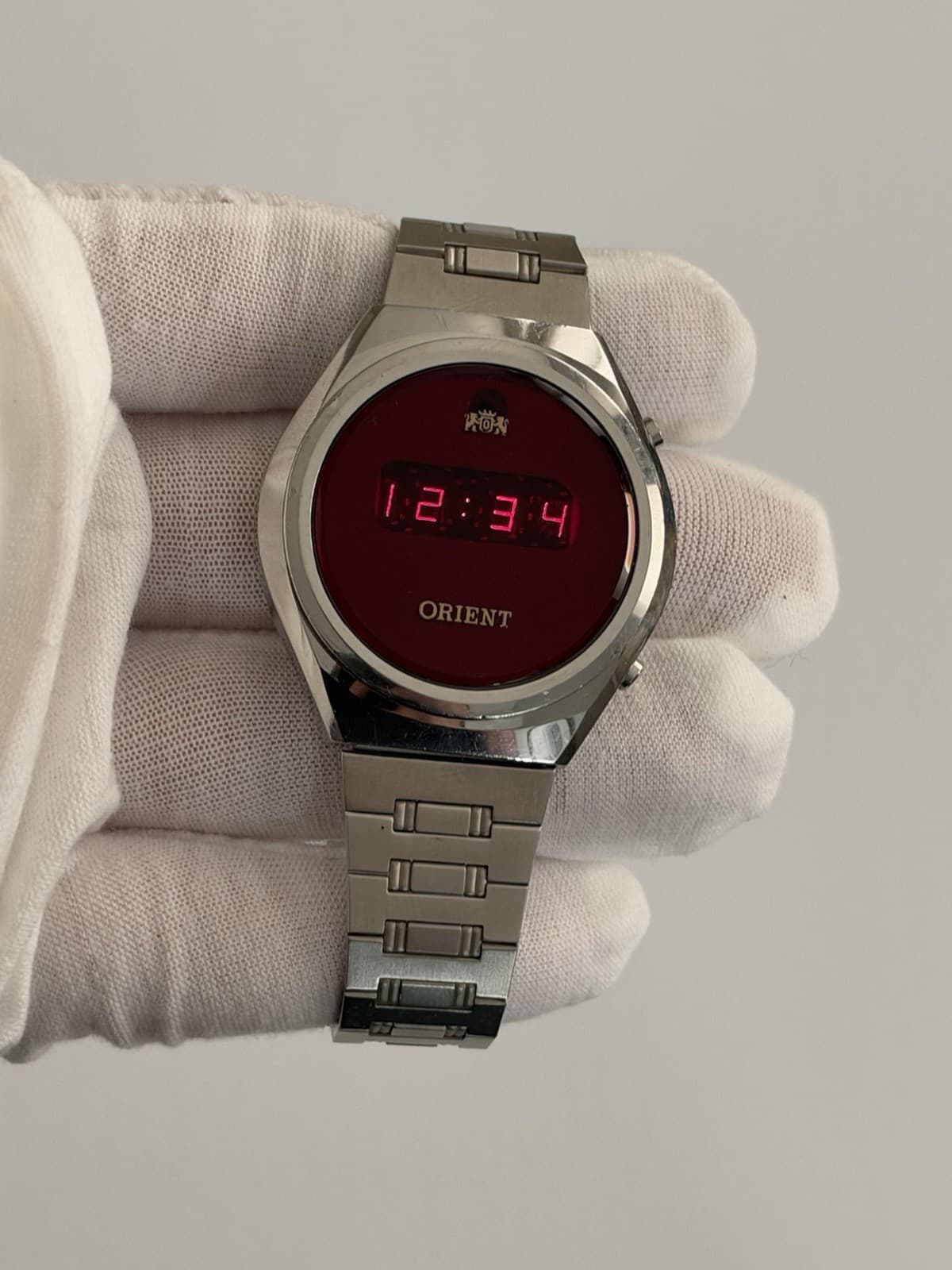 Orient Touchtron G680109A-40 Men’s Vintage LED Digital Sports Watch JDM 1970s