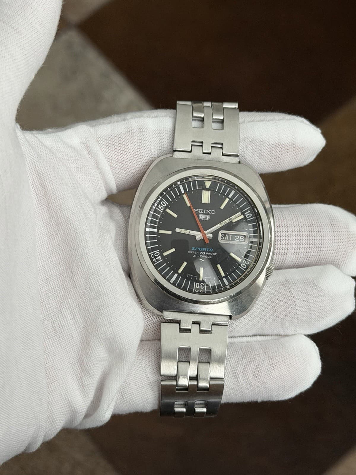 Rare Vintage Seiko 5 Sports 7019-6000 Men’s Automatic Dress Sports Watch JDM 60s