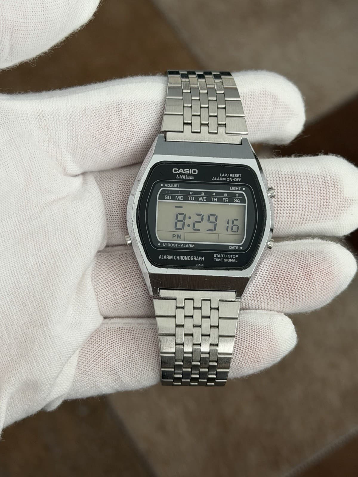 Rare Vintage Casio 81QS-33 Alarm Chronograph Men’s Digital Sports Watch JDM 70s - Image 1