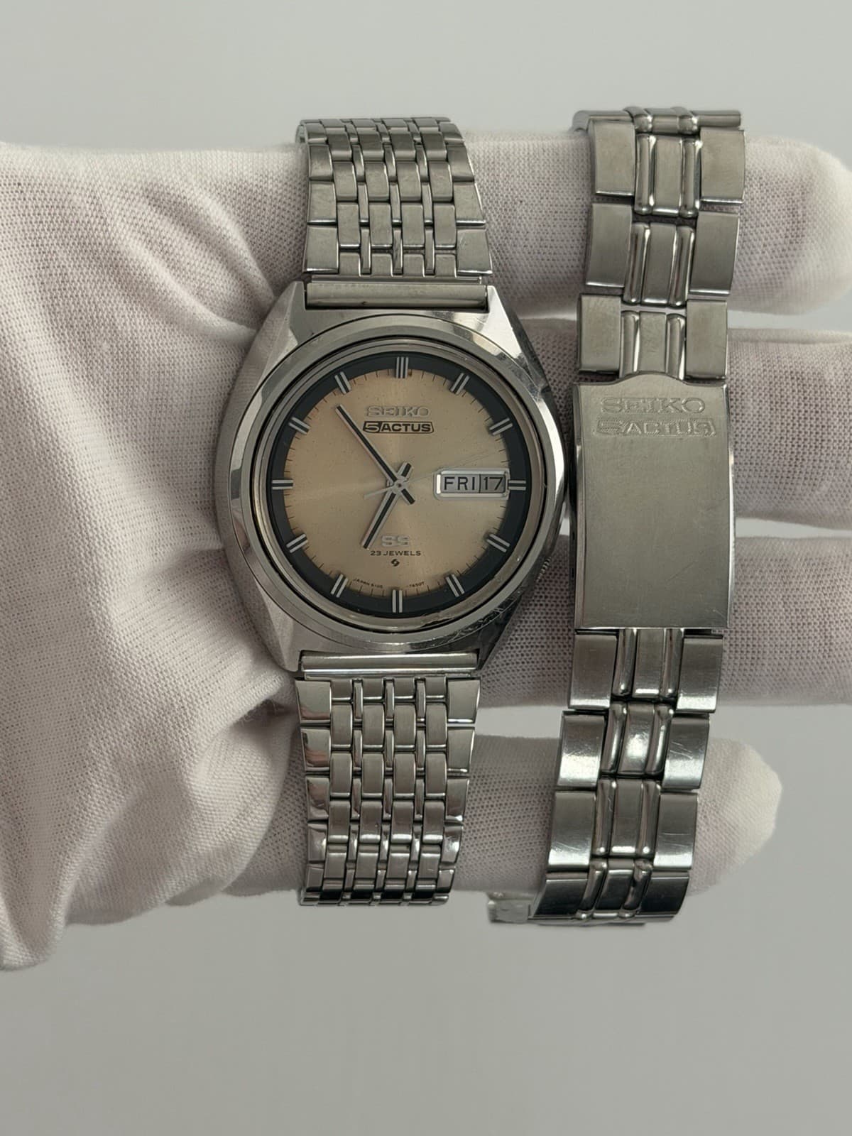 Seiko 5 Actus 6106-7520 Men’s Vintage 23J Automatic Dress Sports Watch JDM 1970s