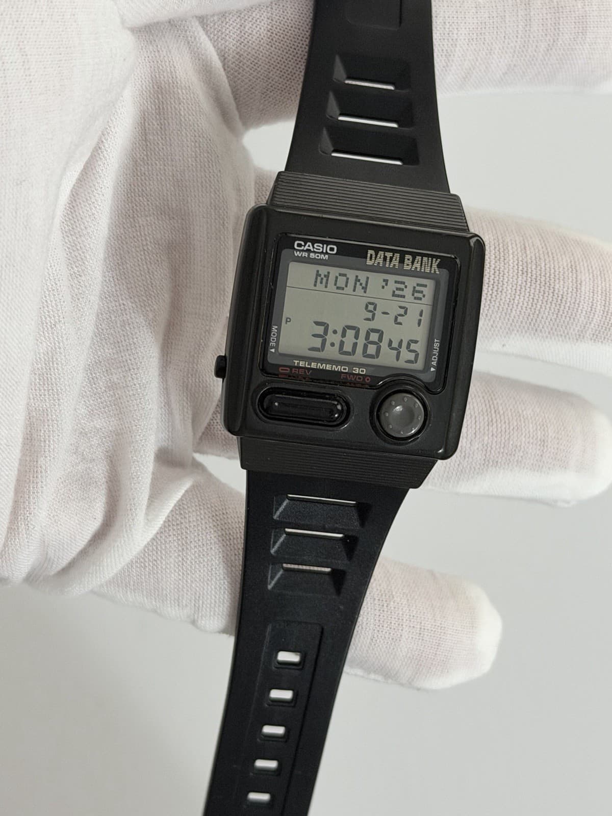 Casio Data Bank DB-33W Men’s Vintage Digital Sports Watch Module 871 JDM 1980s