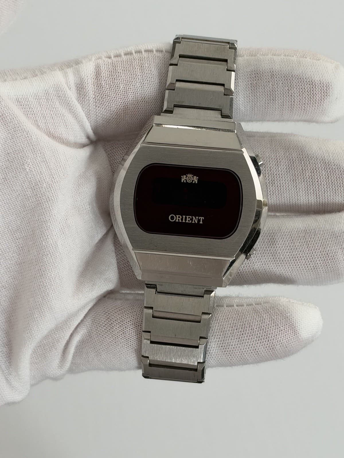 Orient Touchtron H680103-40 Men’s Vintage LED Digital Sports Watch JDM 1970s