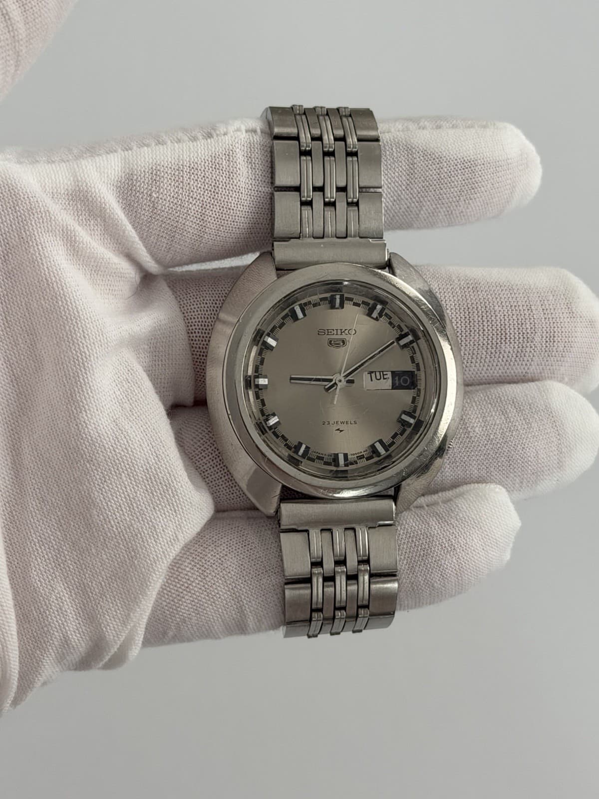 Seiko 5 5126-7030 Men’s Vintage 23J Automatic Dress Sports Watch JDM 1960s