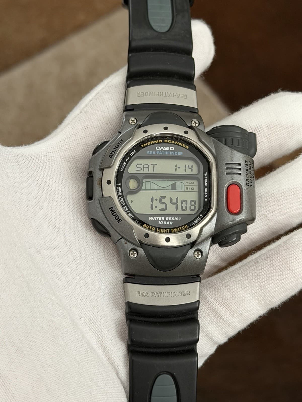 Rare Vintage Casio Sea-Pathfinder Thermo Scanner SPF-10 Men’s Digital Watch JDM - Image 1