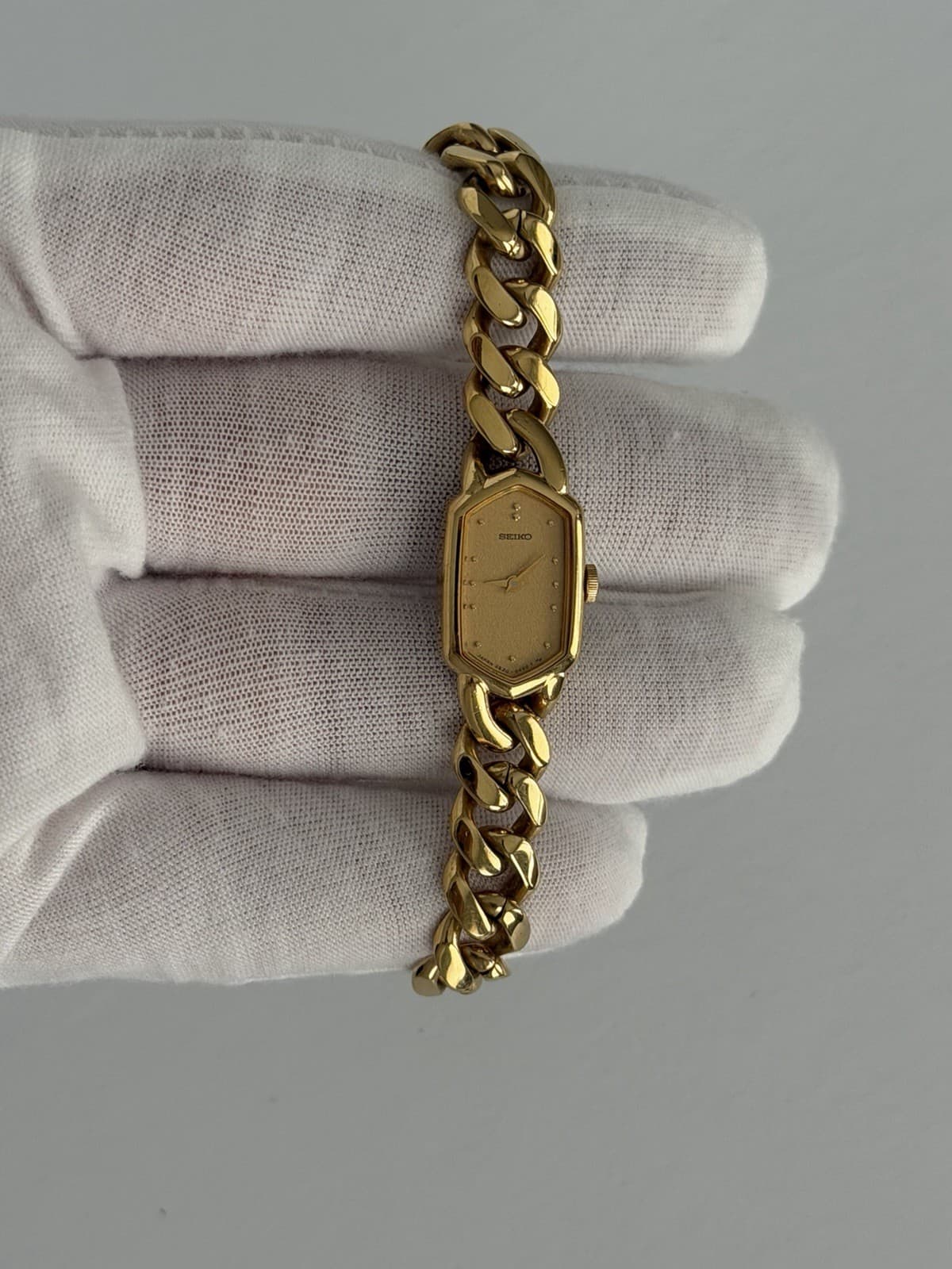 Seiko 2E20-5360 Vintage Cuban Link Bracelet Dress Watch JDM 1980s