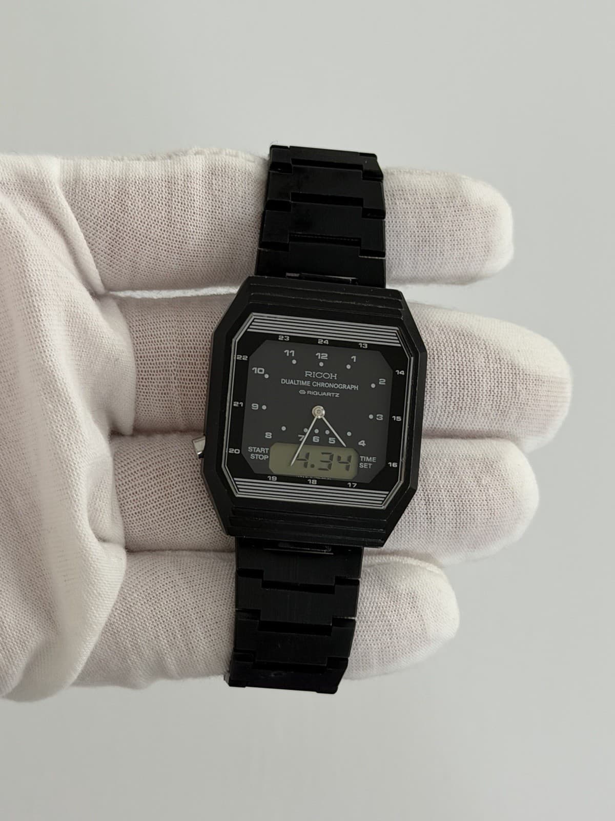 Ricoh Riquartz Dual Time Chronograph Ana-Digi Men’s Vintage Sports Watch JDM 80s
