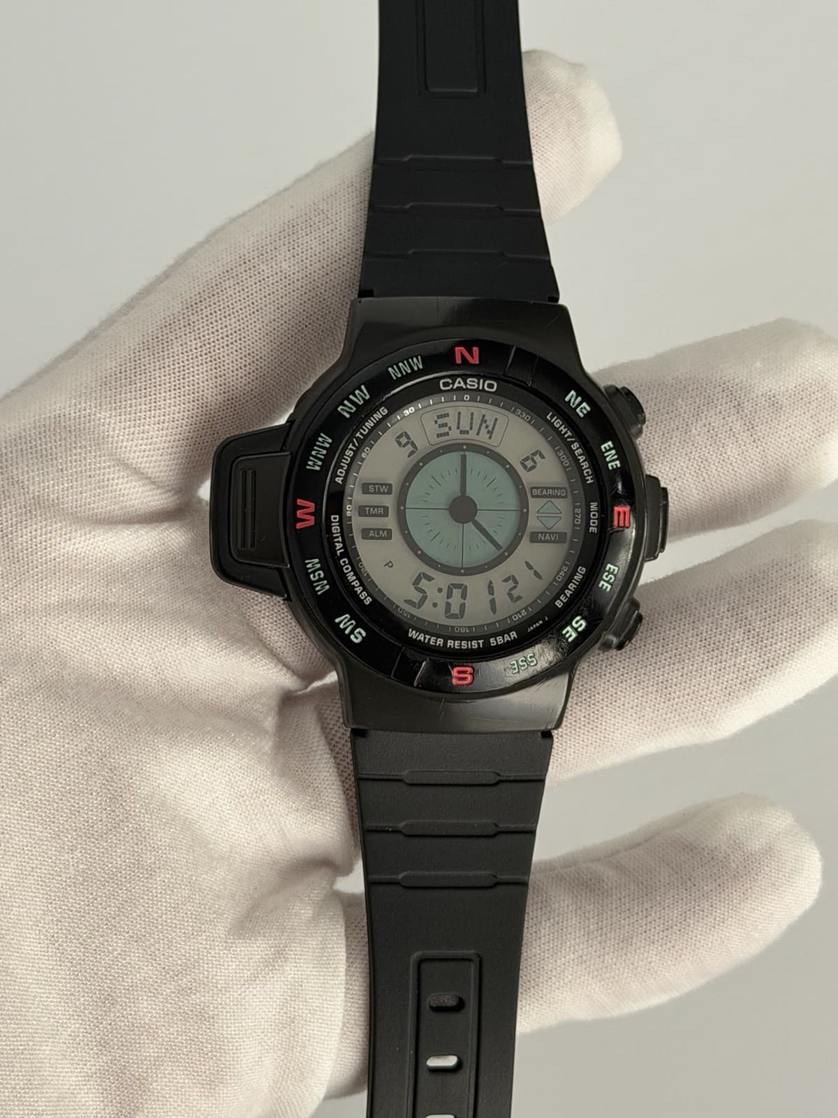Casio CPW-100 Men’s Vintage Digital Compass Sports Watch JDM 1990s Module 1031