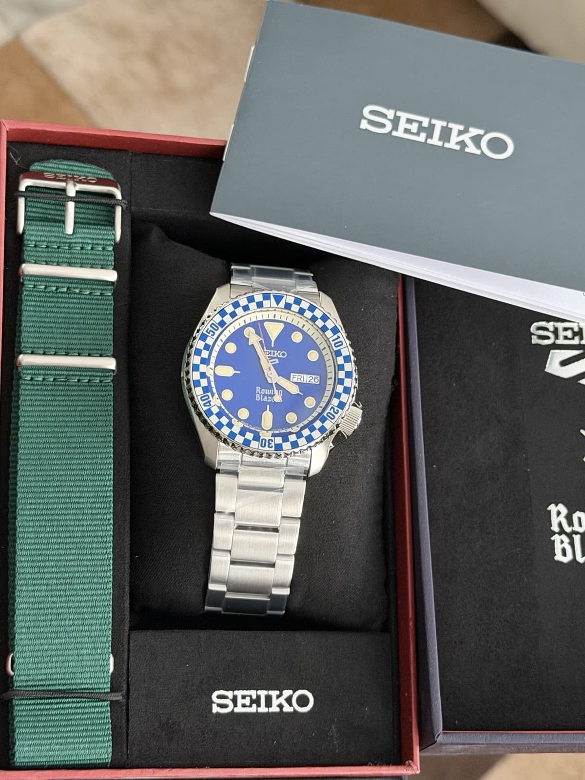 Seiko 5 Rowing Blazers Wind Vintage 2026 Limited Edition Blue 42mm Watch SRPM19
