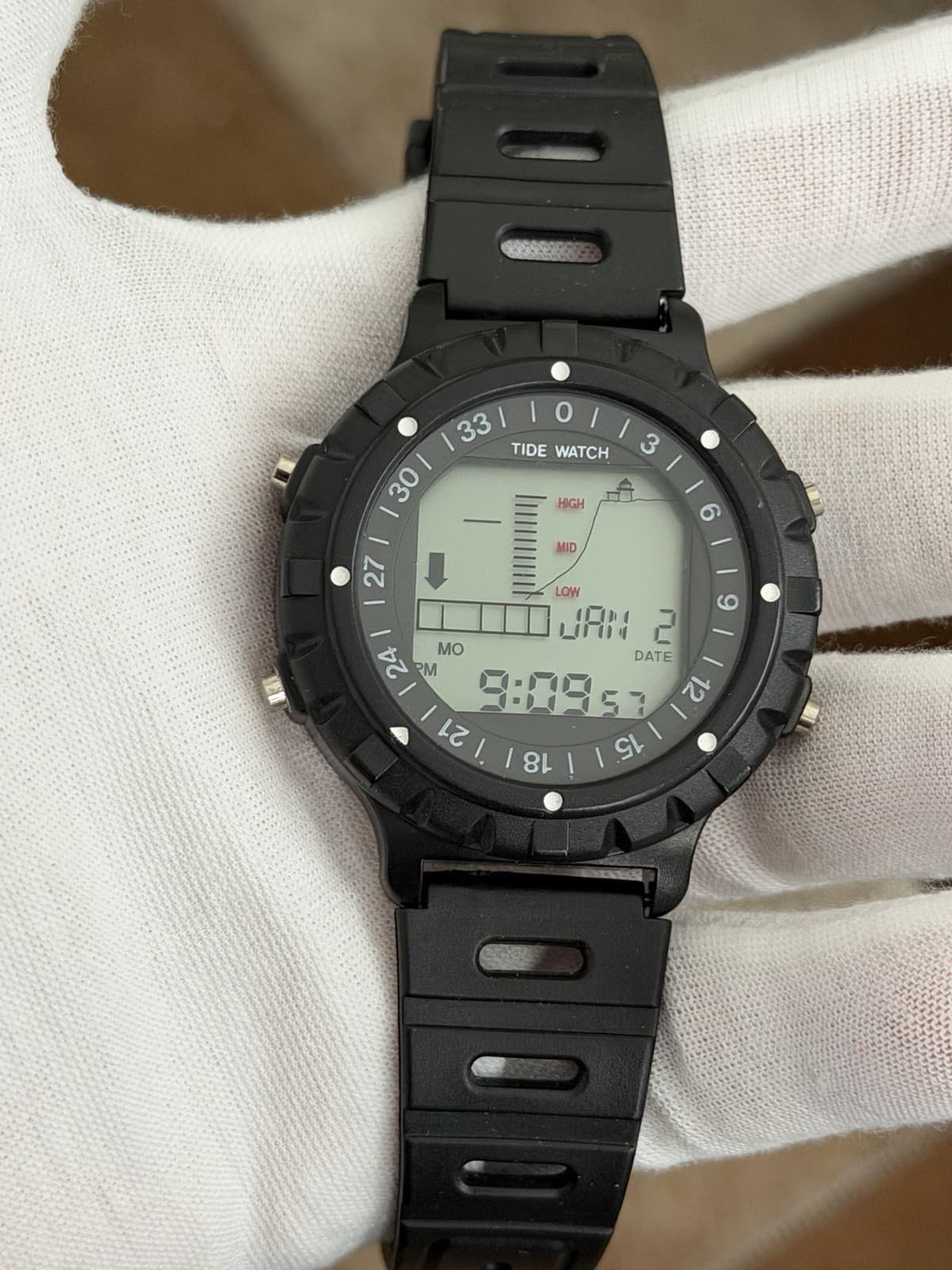 Rare Vintage Tidewatch Men’s Digital Tide Tracker Sports Watch 1980s